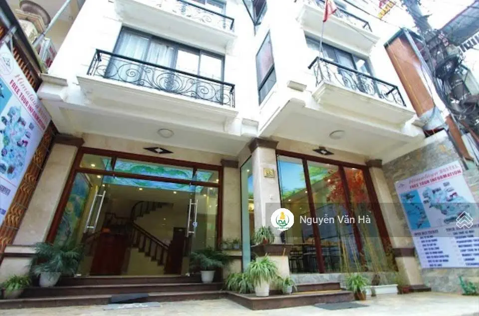 Bán khách sạn 5 tầng gần ngay đầu ngõ Hùng Hồ đường Xuân Viên, TT Sapa, TP Lào CAI DT 126 m2 MT 9m