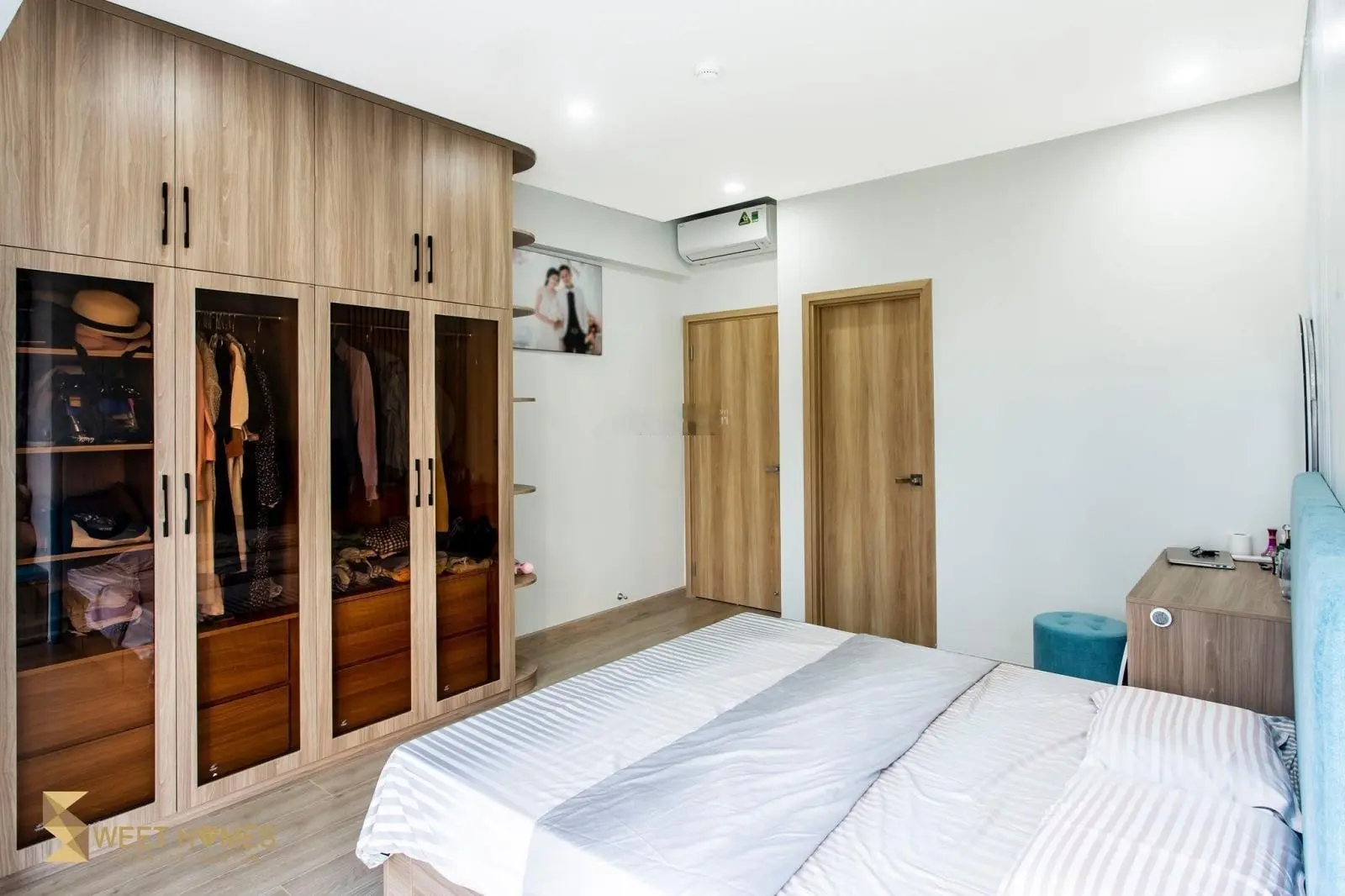 Chủ kẹt tiền cần bán gấp: Căn hộ 3PN + 2WC khu Emerald - Celadon City, giá: 4.150 tỷ, full nội thất