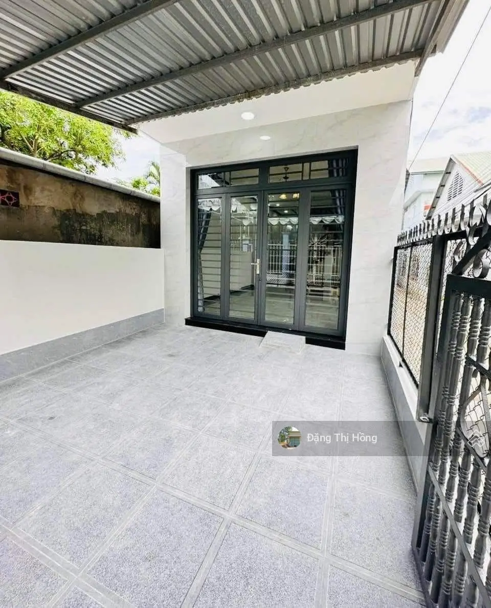 Nhà cần bán đường Lê Văn Lương ngay dưới chân cầu Rạch Tôm, ra UBND Nhơn Đức 2p, SHR, đang cho thuê