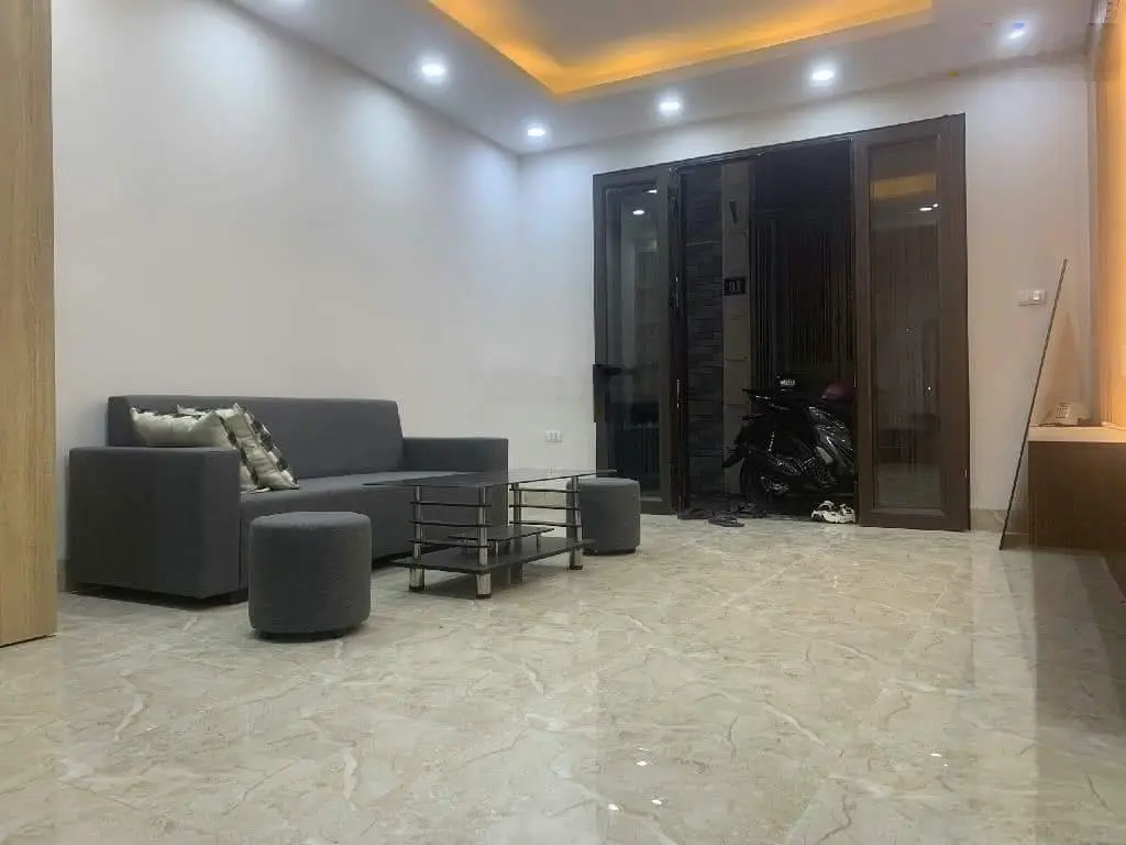 Bán nhà phố Lương Định Của, DT 27m x 3 tầng. Giá 4.35 tỷ