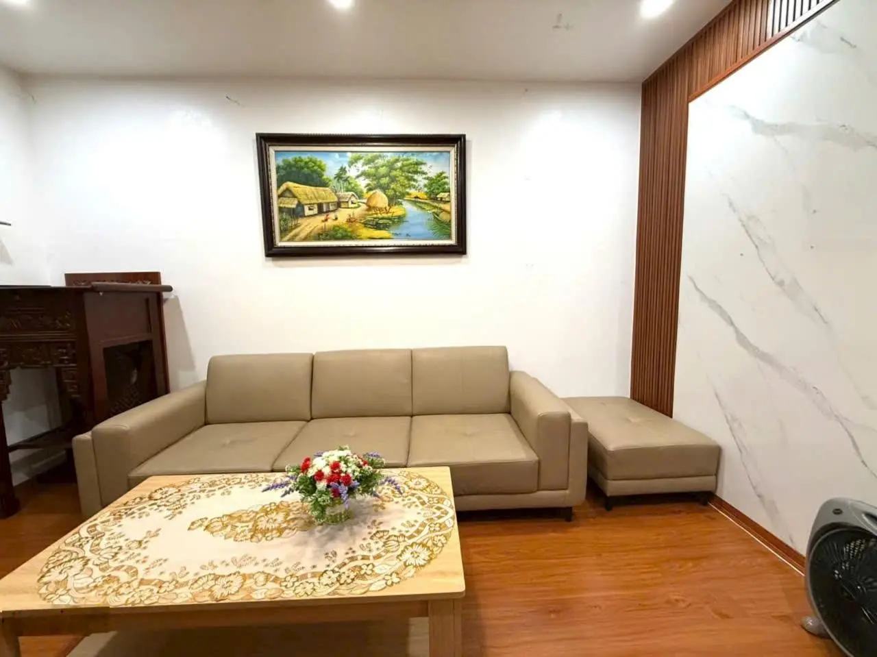 Bán căn hộ Hùynh thúc kháng dt 80mt3 giá bán 3.45 tỷ