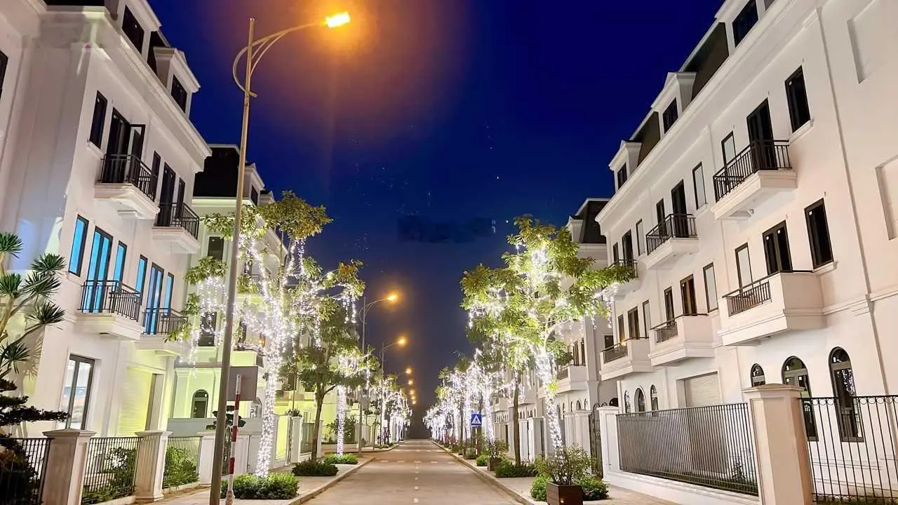 Biệt thự nhà vườn duy nhất tại trung tâm Quận Hà Đông, sổ đỏ cầm tay. LH: 0919 561 ***