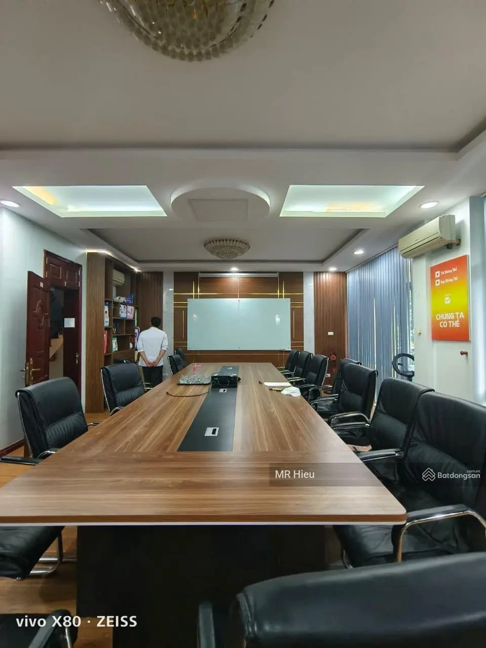 Bán nhanh biệt thự Linh Đàm - 231m2 - mặt tiền 12.5m - giá đã cực tốt bao toàn khu vực