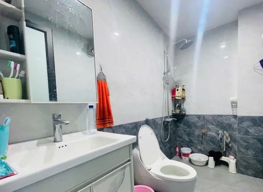 Nhà Minh Khai ngã tư Mai Động, gần mặt phố, 40 m2, nhà mới ở ngay, chỉ 6 tỷ