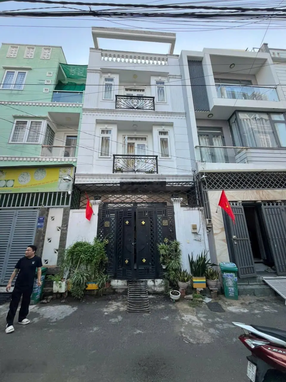 Bán nhà 1T 2L ngay Quốc Lộ 13, Thủ Đức giá siêu rẻ