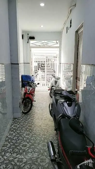 Căn hộ dịch vụ HXH Điện Biên Phủ, 4 tầng, 12 phòng, dòng tiền 50tr/tháng