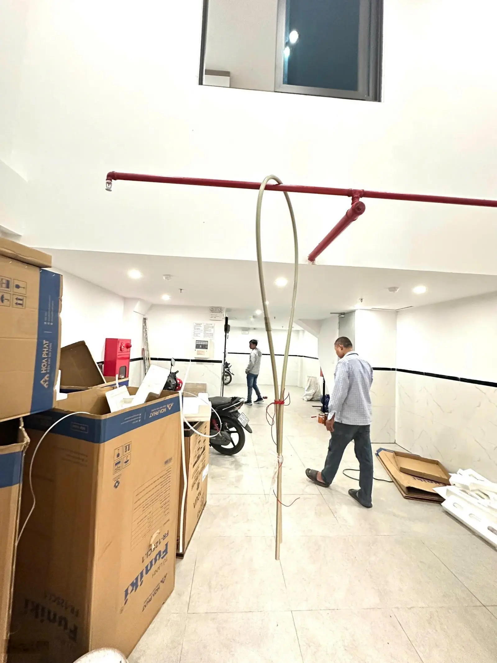 Toà chdv Mễ Trì Hạ, Nam Từ Liêm 61m*7t, mt 5m 17 căn hộ máy giặt riêng, ô tô 50m, dòng tiền 85tr/th