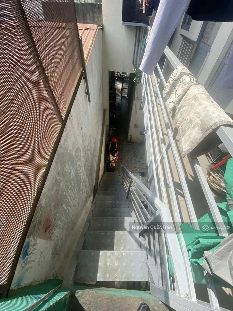 Nhà trọ mặt đường Liên Huyện ngay sát KDL Hố Lang, diện tích sử dụng 300m2 có 10P đang cho thuê SHR