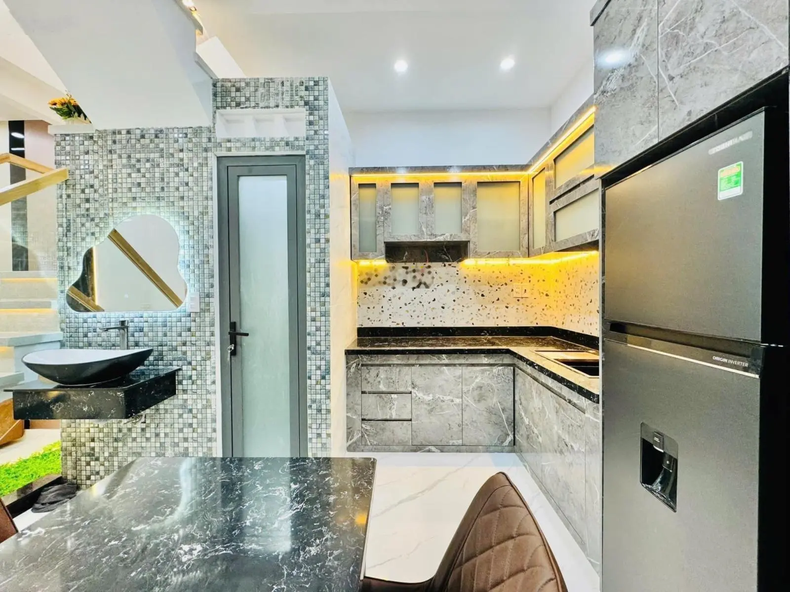 Hàng hiếm nhà hẻm xe hơi Đào Duy Anh- P9 - Phú Nhuận,1T1L 69m2, giá chỉ 3.4tỷ sẵn nội thất như hình
