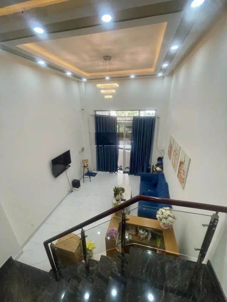 Ngộp ngân hàng chính chủ cần bán gấp nhà riêng đường Bùi Minh Trực 70m2, SHR Phạm Thế Hiển vào 500m