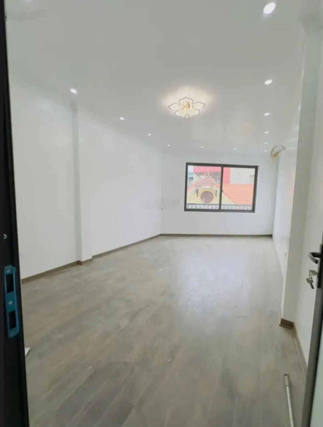 Bán nhà đẹp mới koong ngõ phố Kim Ngưu Quận HBT Hà Nội DT 40m2 5 tầng MT 4,3m giá 6,8tỷ nhà đẹp
