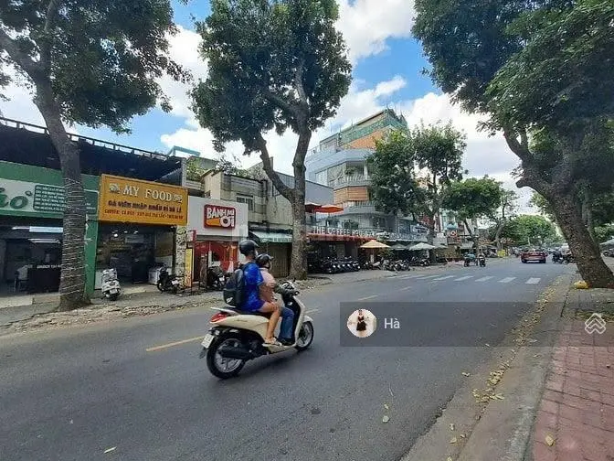 MT Phan Thị Hành , 7.8x10 đúc lửng 2 lầu sân thượng