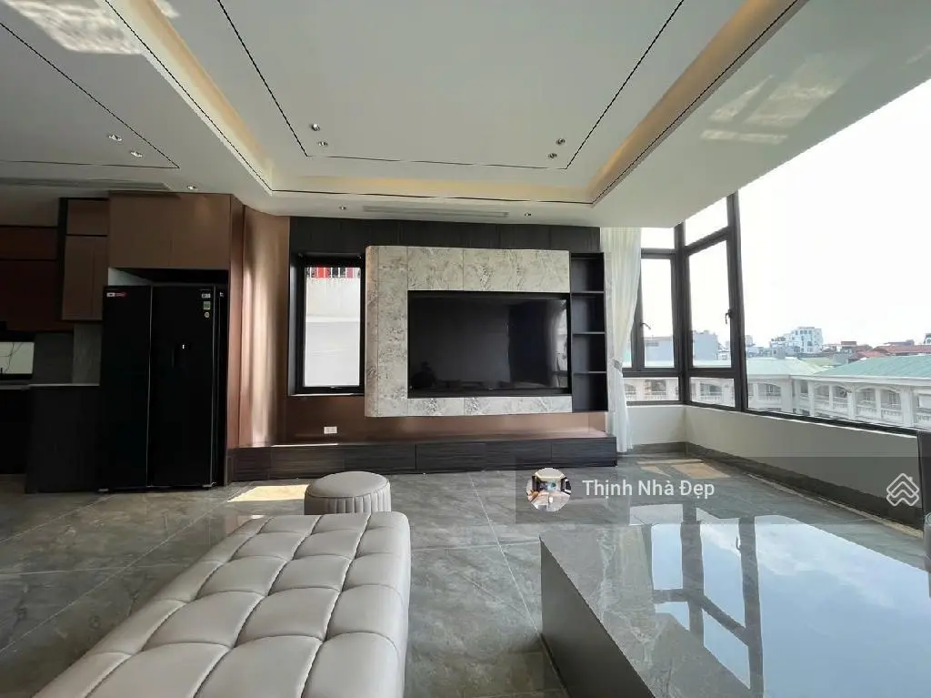 Bán nhà Nguyễn Văn Cừ 48.6m x 6 tầng thang máy giá 18,3 tỷ VND tại Long Biên, Hà Nội