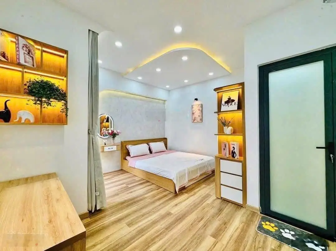 Bán gấp nhà ngang 5 mét đ.lê đại hành - phường 11 - quận 11, đang cho thuê 26 triệu, 3tỷ580/65m2