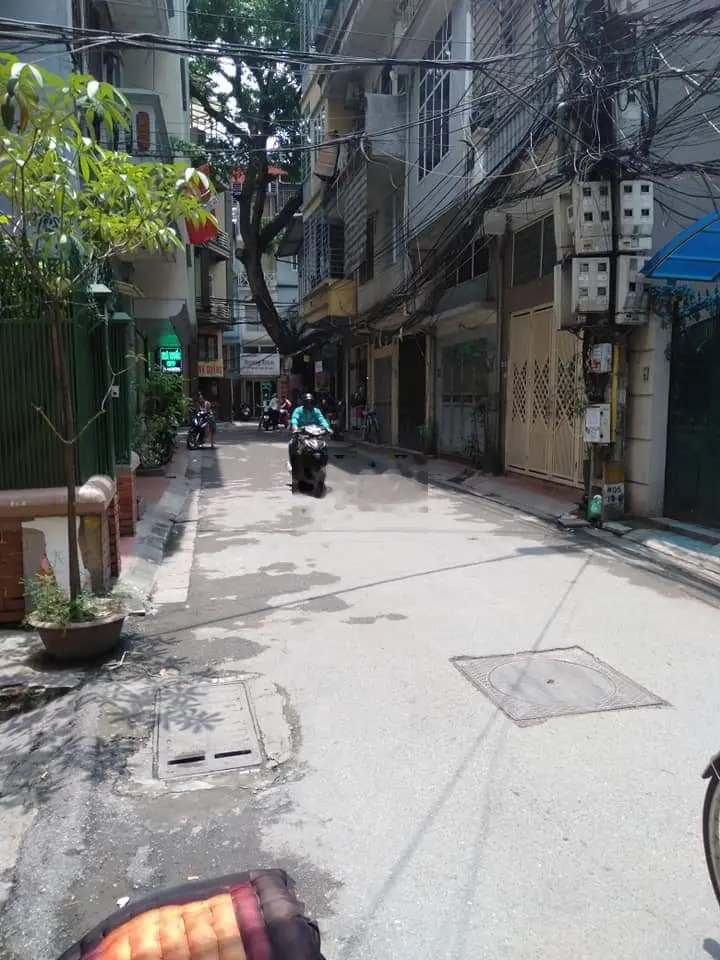 Bán nhà mặt phố kinh doanh tại phố An Xá, Ba Đình. Diện tích 37m2, giá 4,9 tỷ