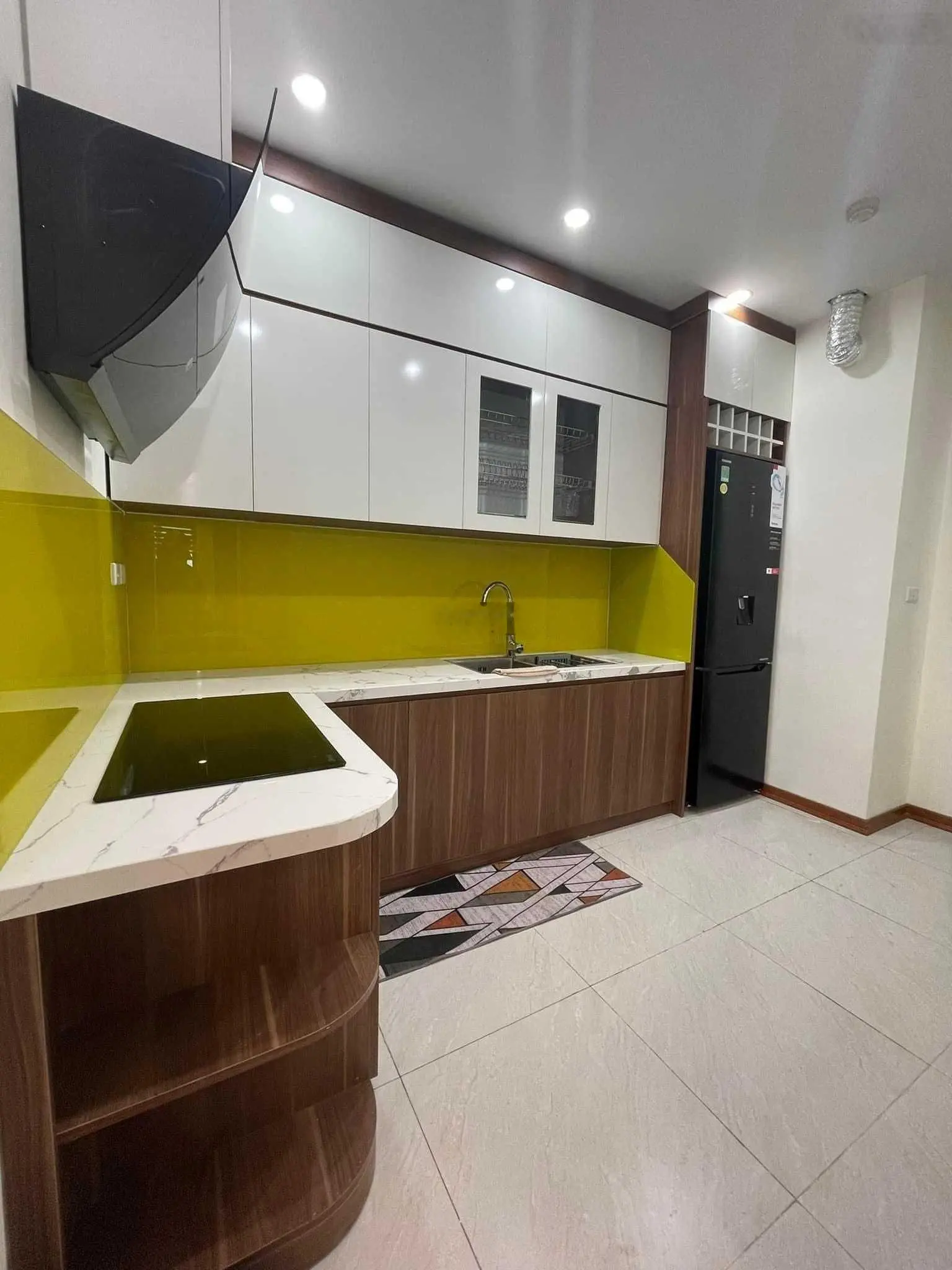 Bán CH 3PN BC đông view thoáng , full nội thất mới đẹp chỉ việc xách vali về ở Kim Ngân 0981 582 ***