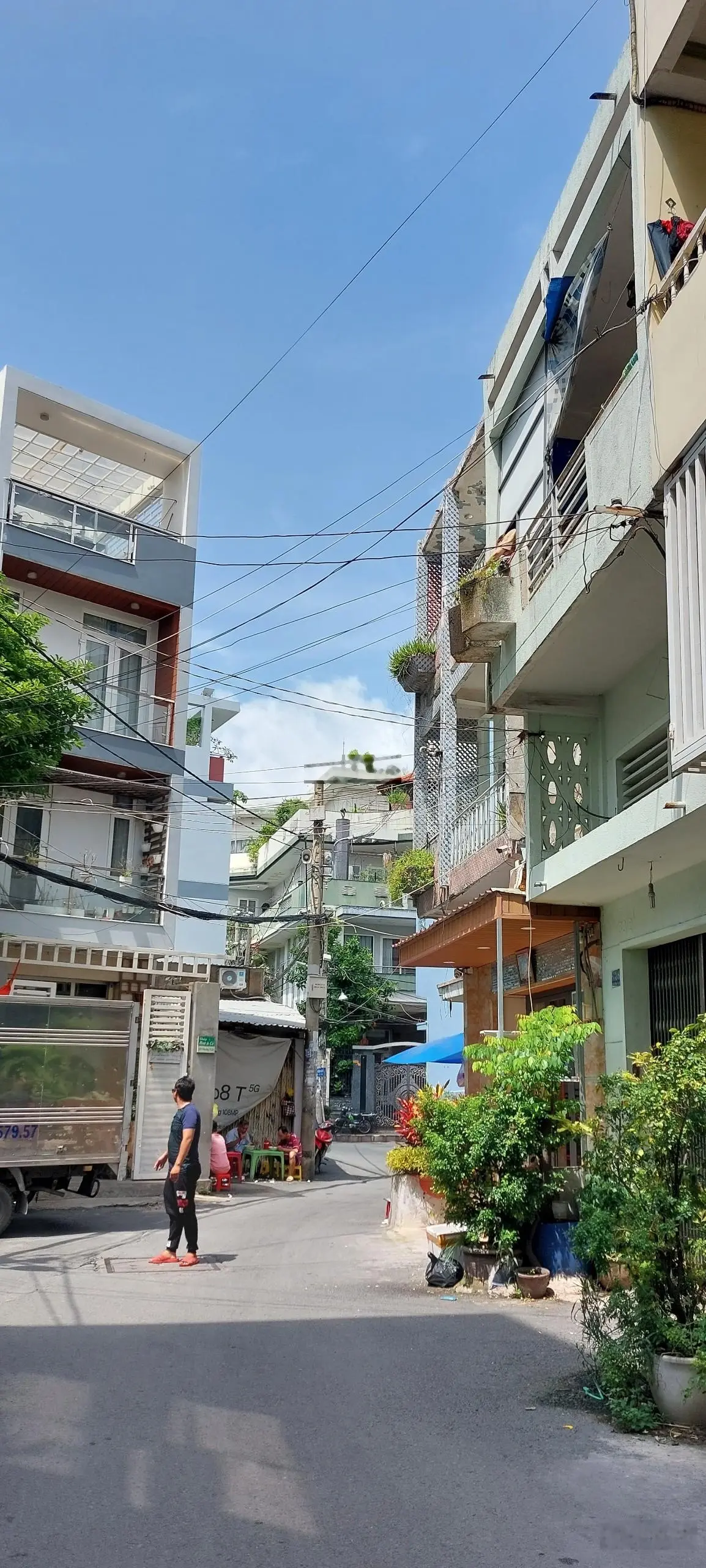 Bán nhà đường Lê Đại Hành sẵn HĐT 23tr, Quận 11. DT: 4x16.5m 4 tầng - Tây Bắc. Giá 10 tỷ TL