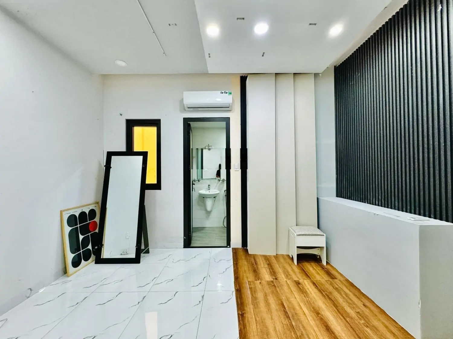 Kẹt tiền bán gấp nhà Trần Quang Diệu Q3. DT 71,76m2/4tỷ280 gần chợ Nguyễn Văn Trỗi cho thuê 36 tr