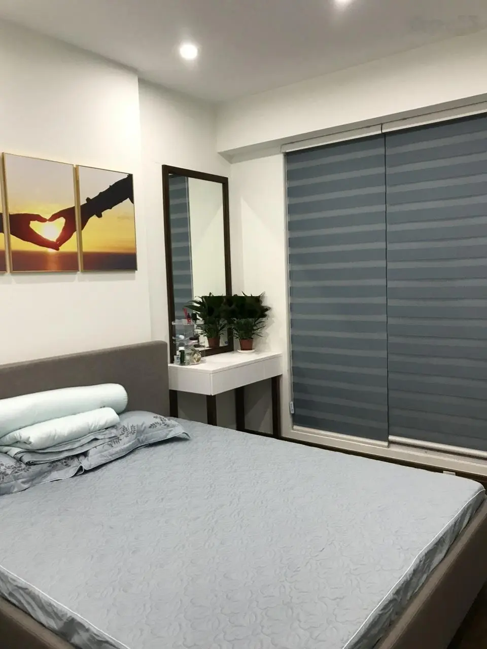 Chính chủ cần bán căn 2 ngủ Imperia Garden, diện tích 75 m2, giá nét 5,5 tỷ, sẵn sổ full nội thất