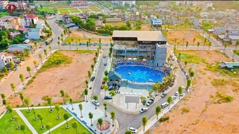 Chính chủ bán 103 m2 đất ở đô thị thị trấn Yên Bình - Yên Bái view bể bơi, nhà sự kiện