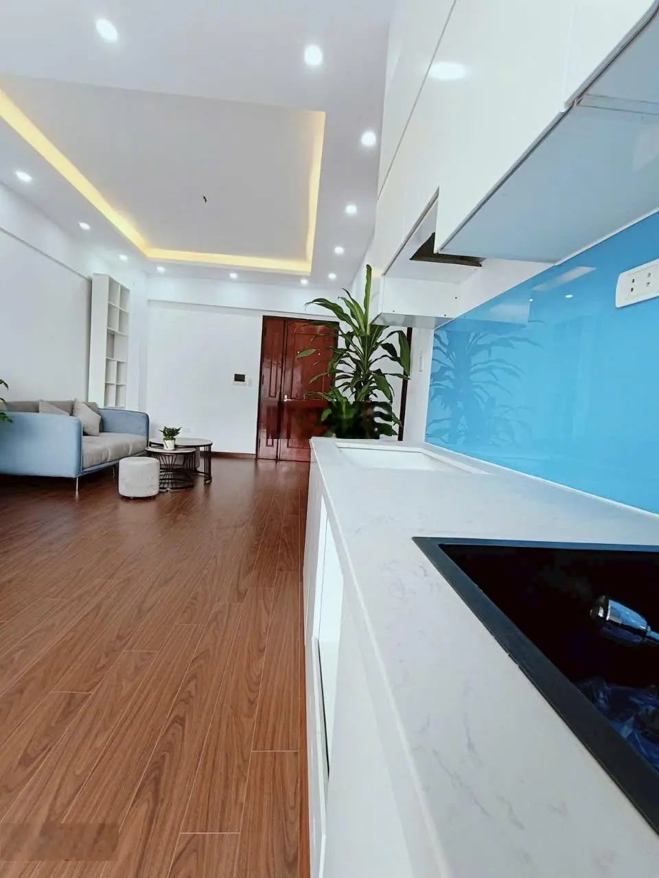 Em bán căn CC 3.2 tỷ Việt Hưng, LB nhà mới tinh ạ