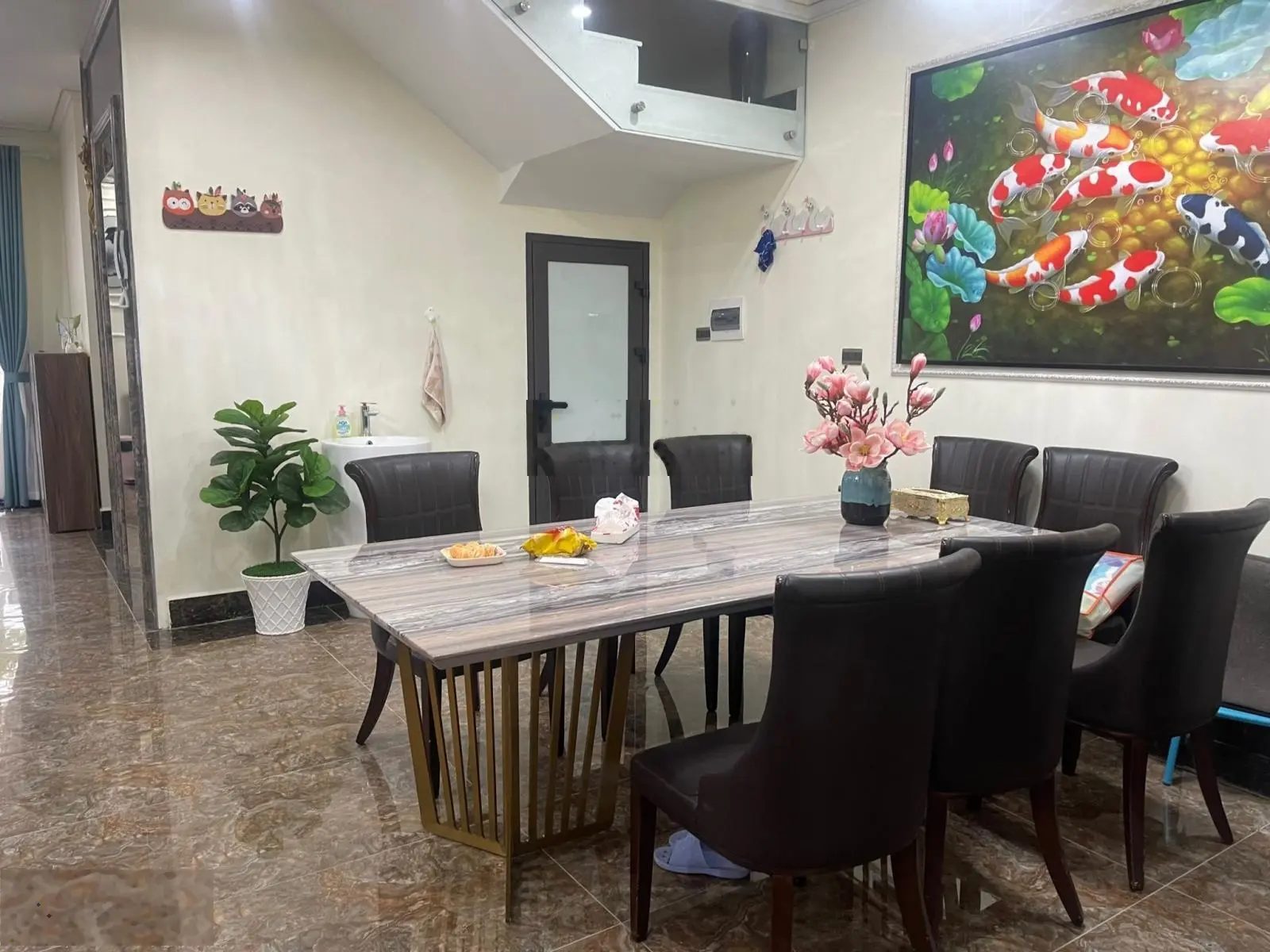 Bán nhà liền kề trung tâm Bãi Cháy
