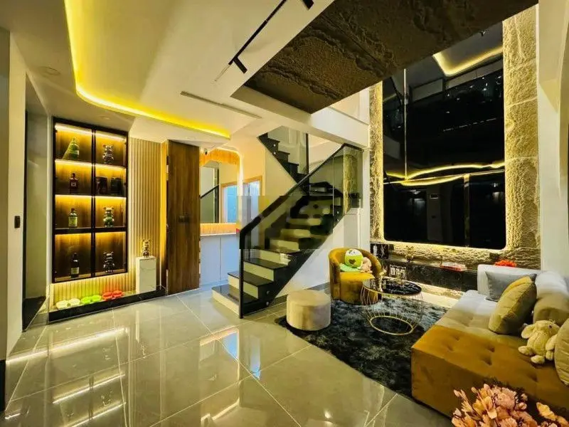 Nhà mới ở Ngay - HXH Khu Phan Xích Long - 5 Tầng - 3PN - Chỉ 8.6 tỷ