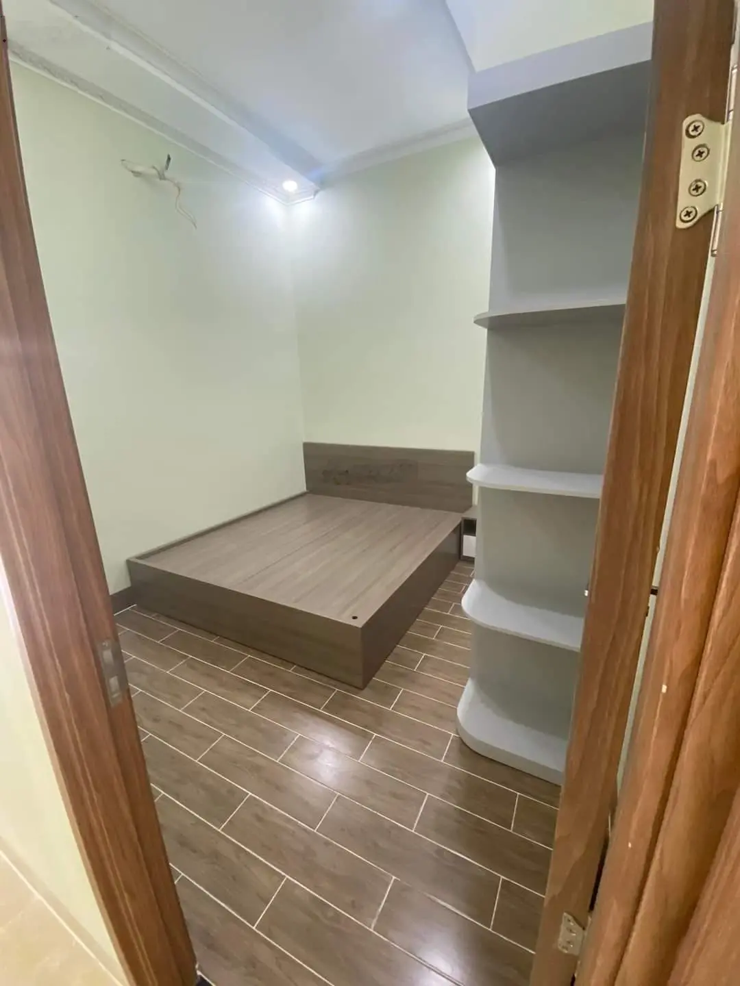 Bán nhà mặt phố tại đường 91, 150m2, đẹp, nhiều tiện ích tại P Phú Tân TP TDM Bình Dương