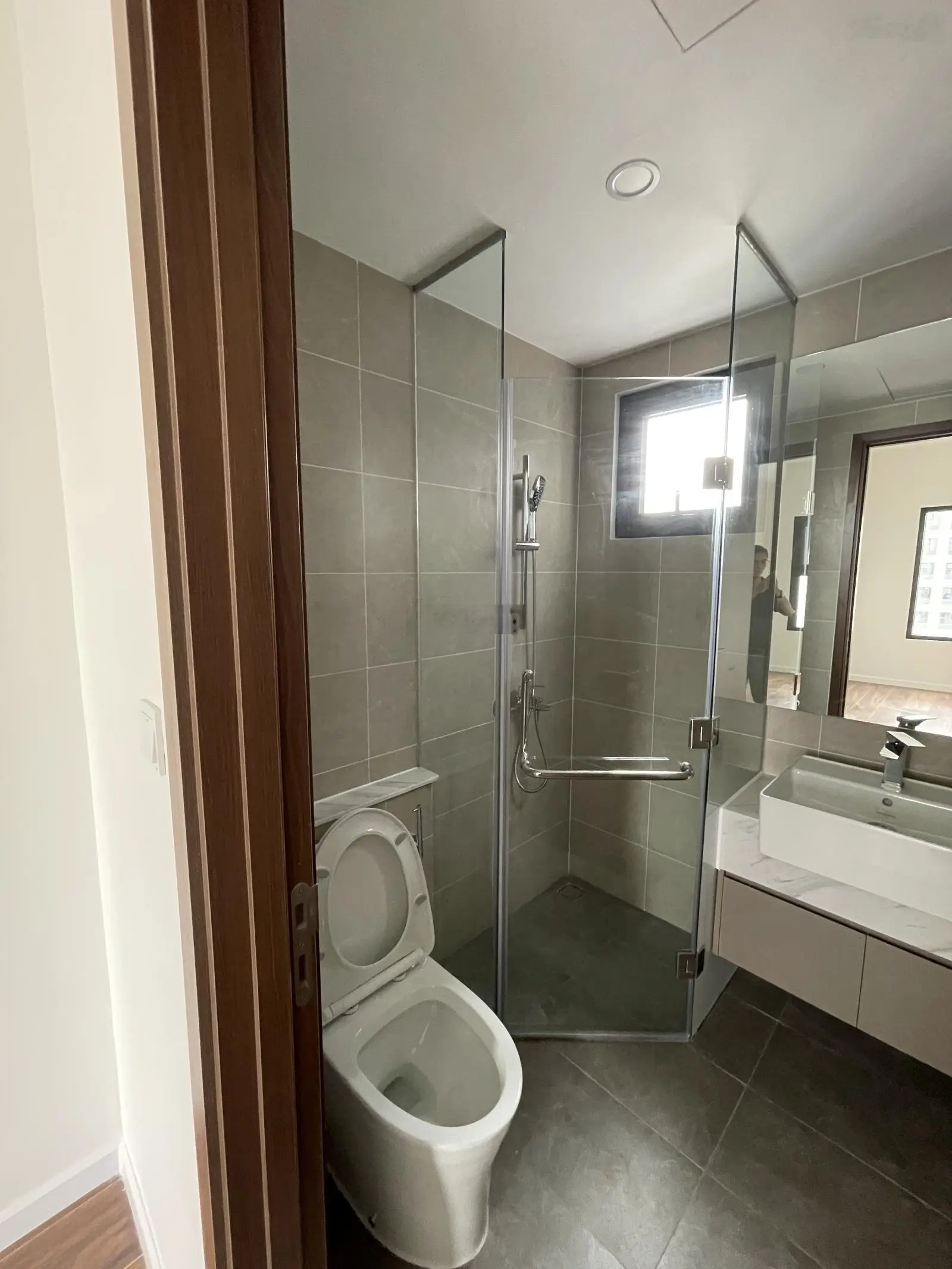 The Privia, căn góc 2pn, 69m2, giá 4,1 tỷ, mới nhận nhà. Lh 0909 880 ***