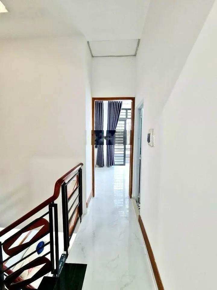 Bán nhanh nhà Khuông Việt, Tân Phú, 126m2, 1T3L, đang cho thuê làm văn phòng, hẻm to 4,5m