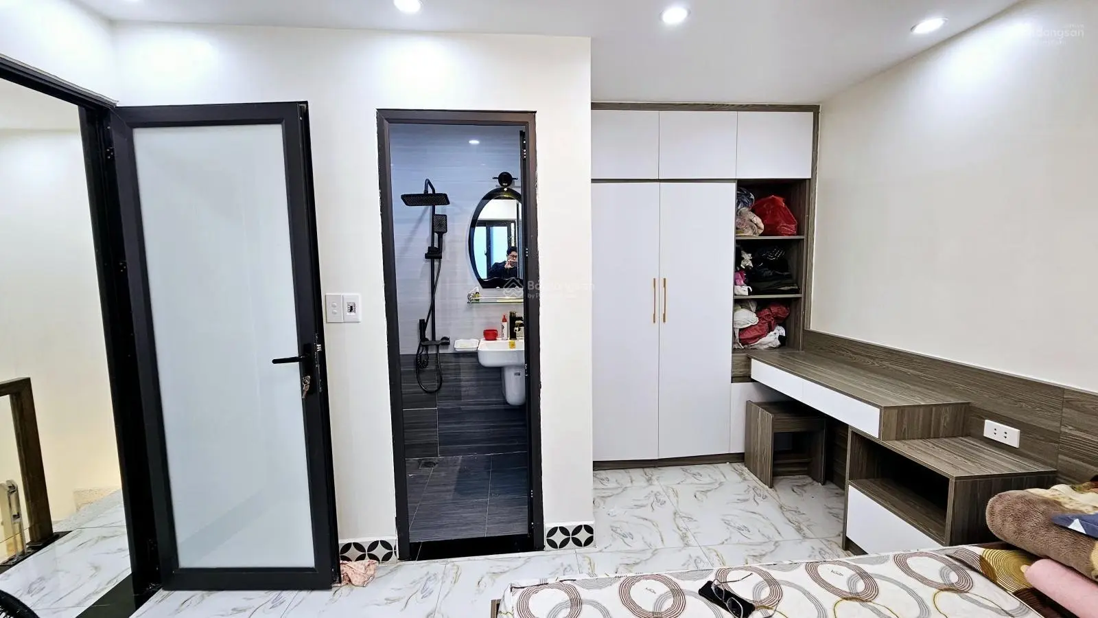 Cực hiếm. Nhà An Đà căn góc 2 tầng, ngõ trước nhà 5m, sân cổng riêng, để lại full đồ chỉ 1,75 tỷ