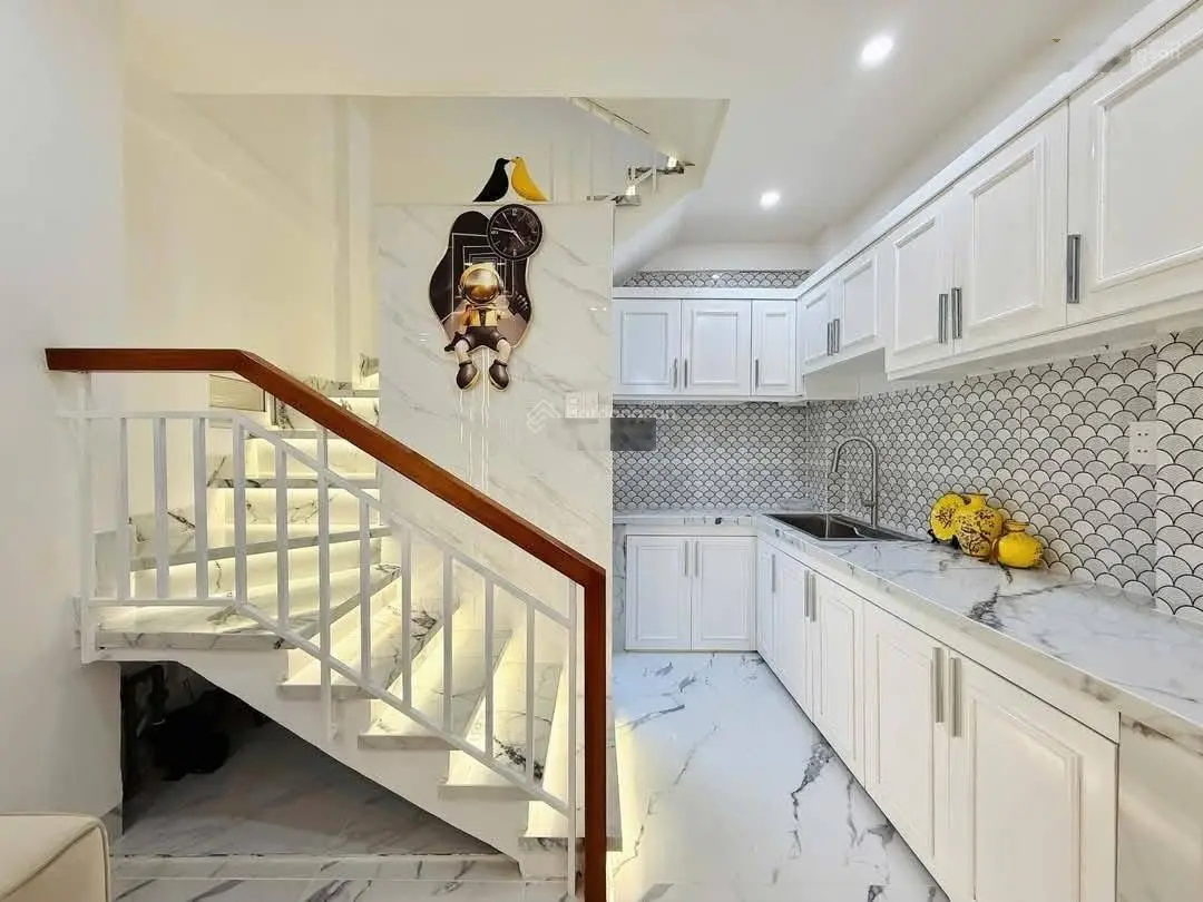 Siêu phẩm nhà đẹp cần bán Quận 3, đường Nguyễn Đình Chiểu. 44m2, SHR, full nội thất