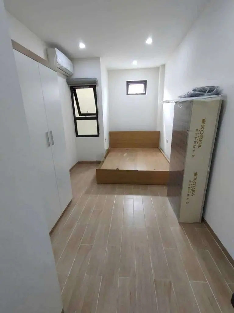 Bán Gấp nhà siêu hiếm Cầu Giấy 55m2 x 5 tầng mới 10 phòn khép kín