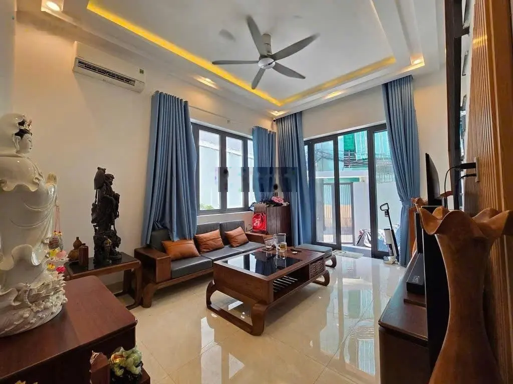 Hot siêu phẩm nhà đẹp 2 tầng, DT 121m2 kiệt hai ô tô tránh nhau, Hải Phòng, giá chỉ 4.X tỷ