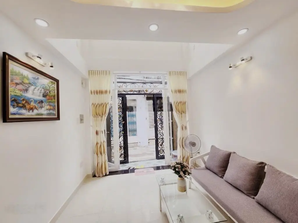 Hiếm! 5 tầng Bùi Đình Tuý - DTSD 61m2 - hẻm thẳng một trục - 3PN - hơn 4tỷ TL