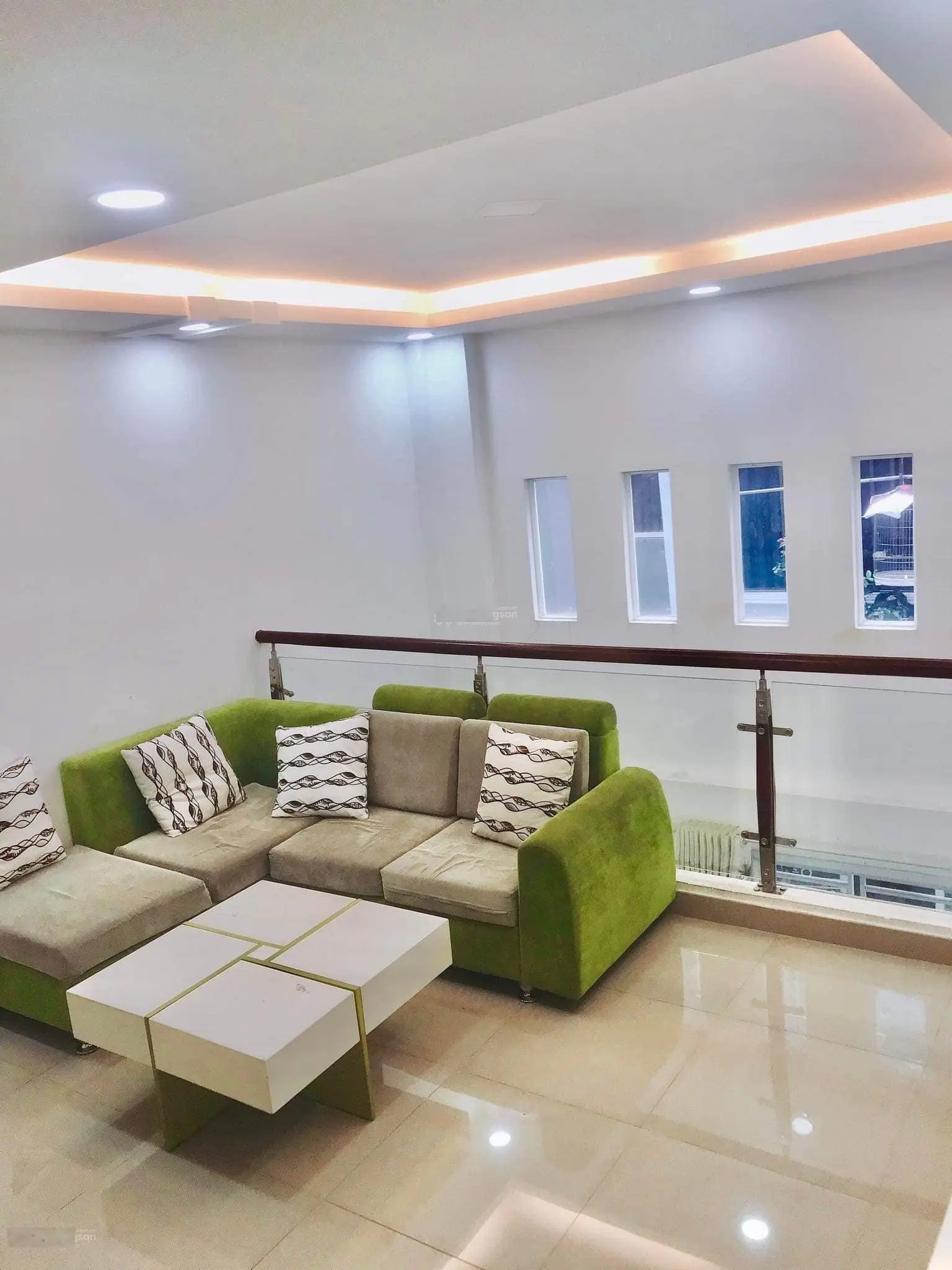 * Xe hơi* Tân Định, Quận 1 - 5 tầng - ngang 4.0m (không lộ giới)