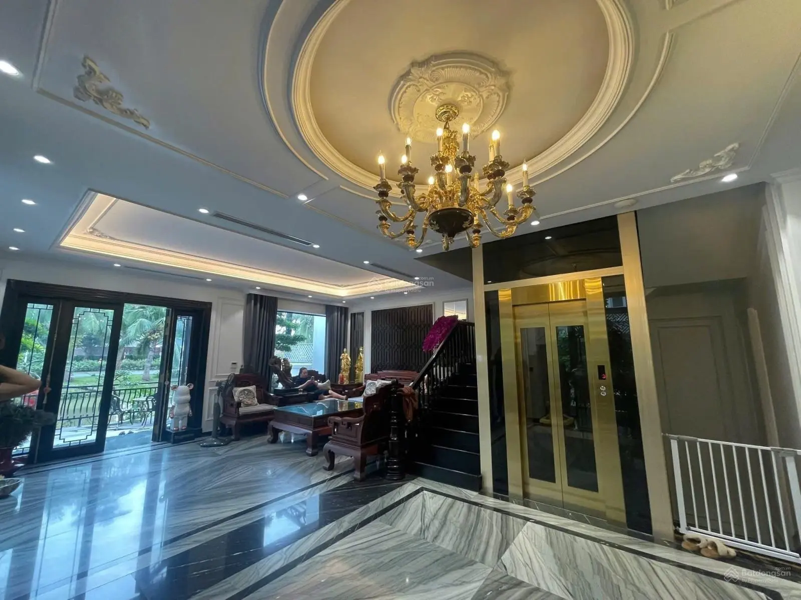 Bán Nhà Chính Chủ Biệt Thự Hoa Sữa KĐT sinh thái Vinhomes Riverside Long Biên 195m View Hồ Đẹp