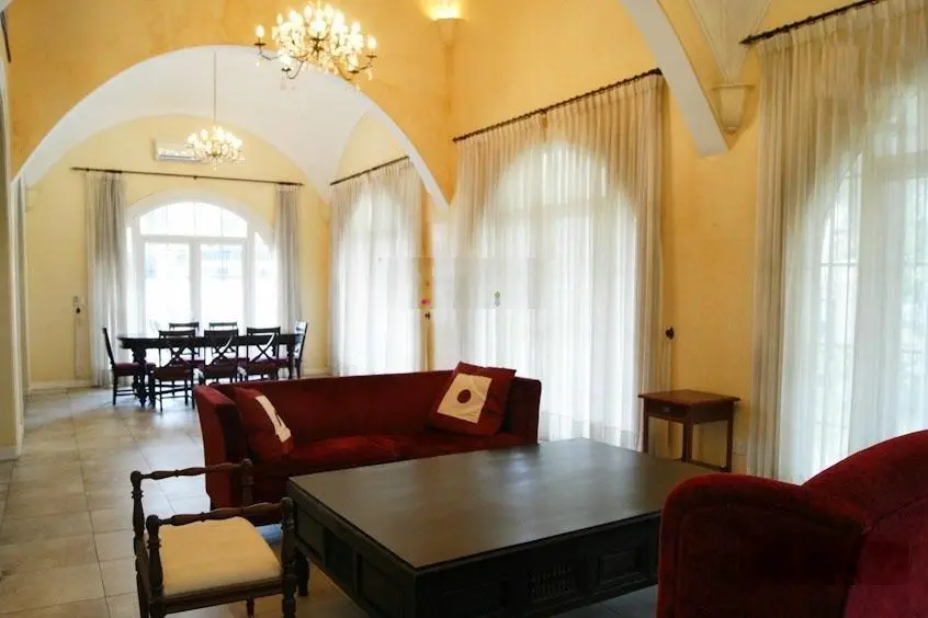 Bán biệt thự khu Compound Thảo Điền 1, vị trí góc 2MT đường trục chính