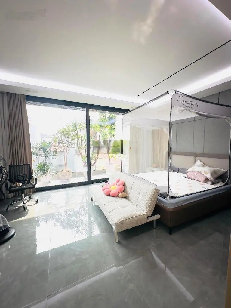 Phân lô quân đội - gara 2 xe - thang máy Đức nhập khẩu nguyên chiếc - chủ nhà uy tín giới tinh hoa
