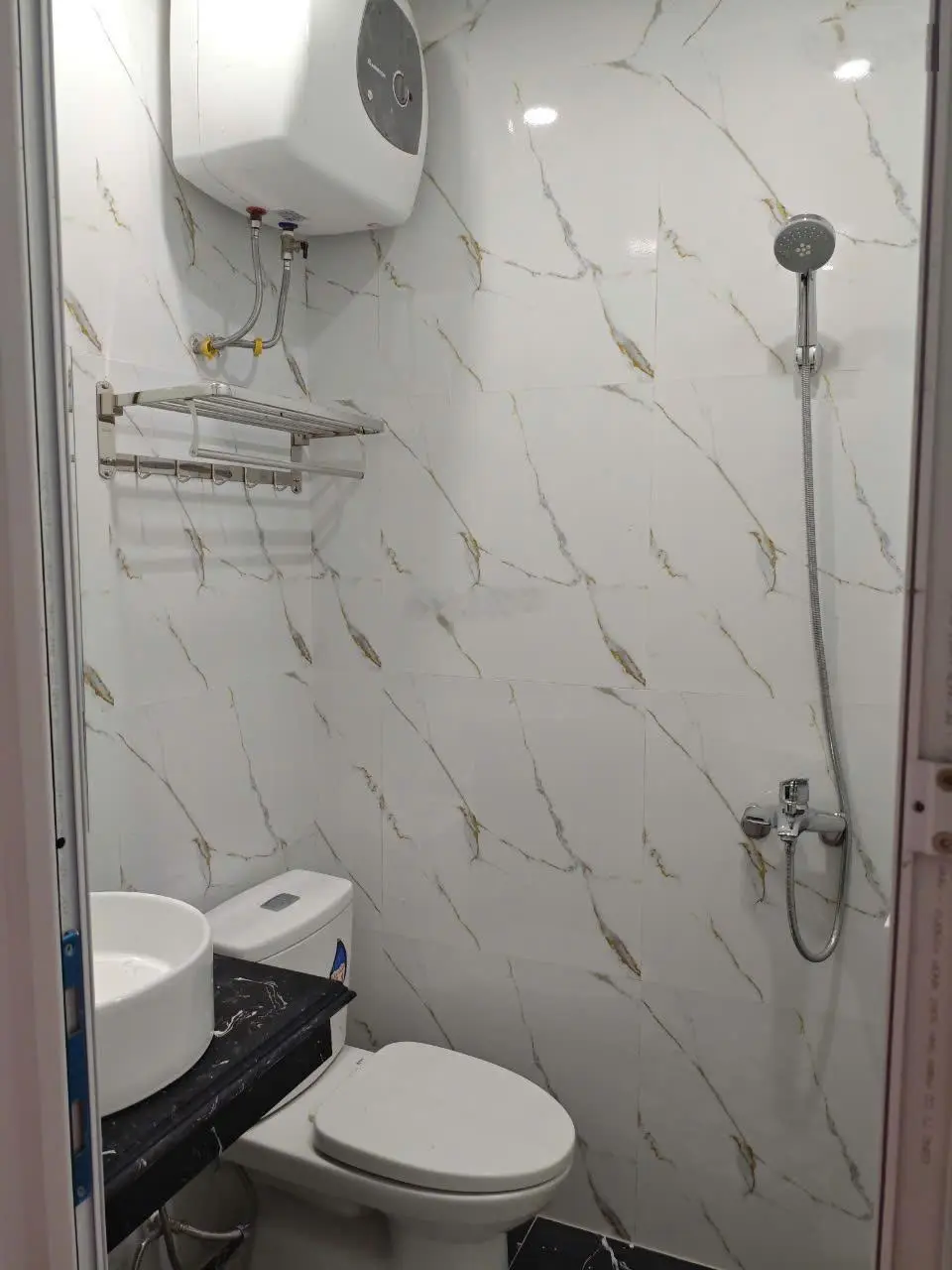 Bán Nhà 36 Ngõ 241 Chợ Khâm Thiên, Ngõ Xe Ba Gác, Thông Hồ Ba Mẫu, DT: 38m/4 Tầng/5.8 Tỷ