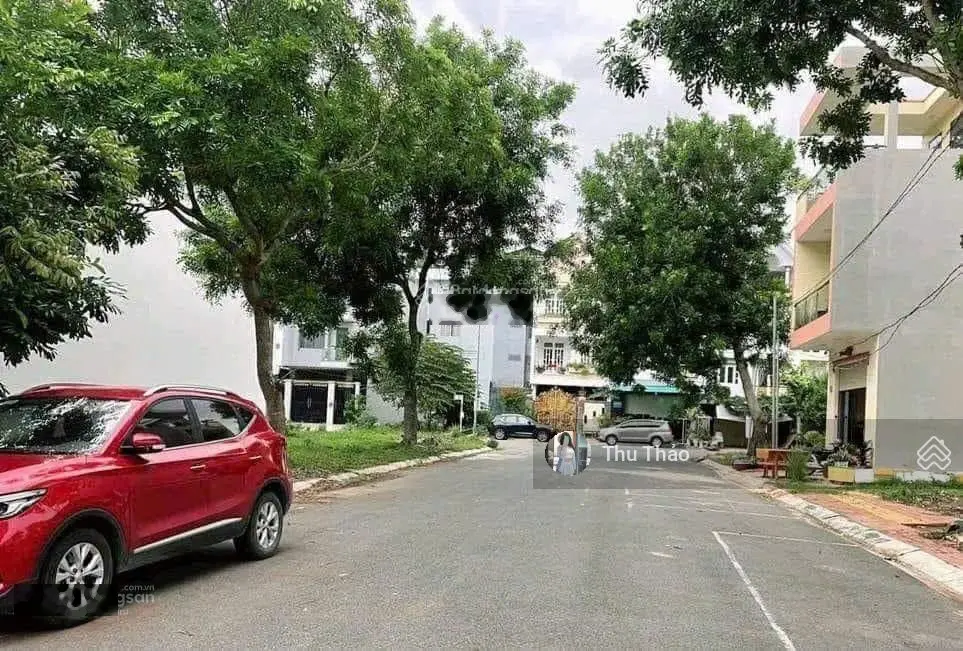 Kẹt tiền cần gấp bán nhanh lô đất MT Võ Văn Phẩm, gần BVDK Bến Tre, Bình Phú, Bến Tre, 125m2, SHR