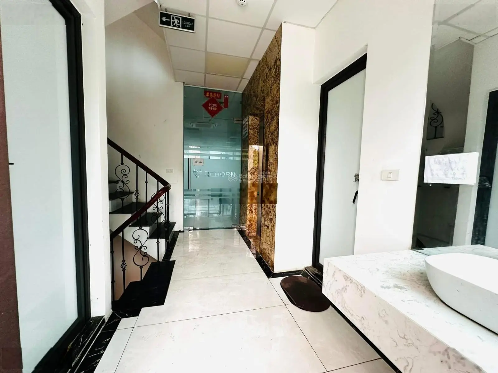 39 tỷ nhỉnh có nhà mặt phố Trung Kính - 8 tầng * 76.5m2 - ô tô tránh - view 3 mặt phố