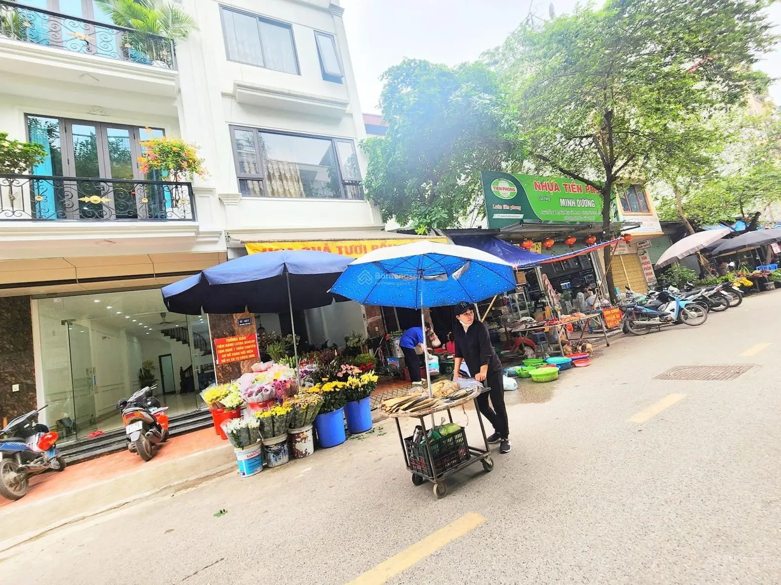 Liền kề mặt chợ, kinh doanh sầm uất, 110m2, 5 tầng, giá 25 tỷ, khu Đô Thị Văn Quán, Quận Hà Đông