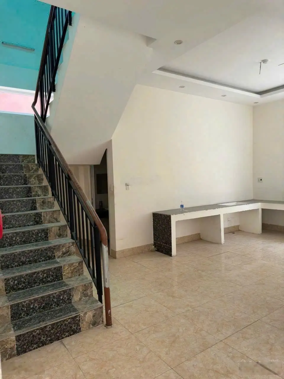 Hơn 20 tỷ: có ngay 1 lô đất lớn và 1 căn nhà to ở mặt tiền trần đại nghĩa đà nẵng: 375m2 = 15 x 25m