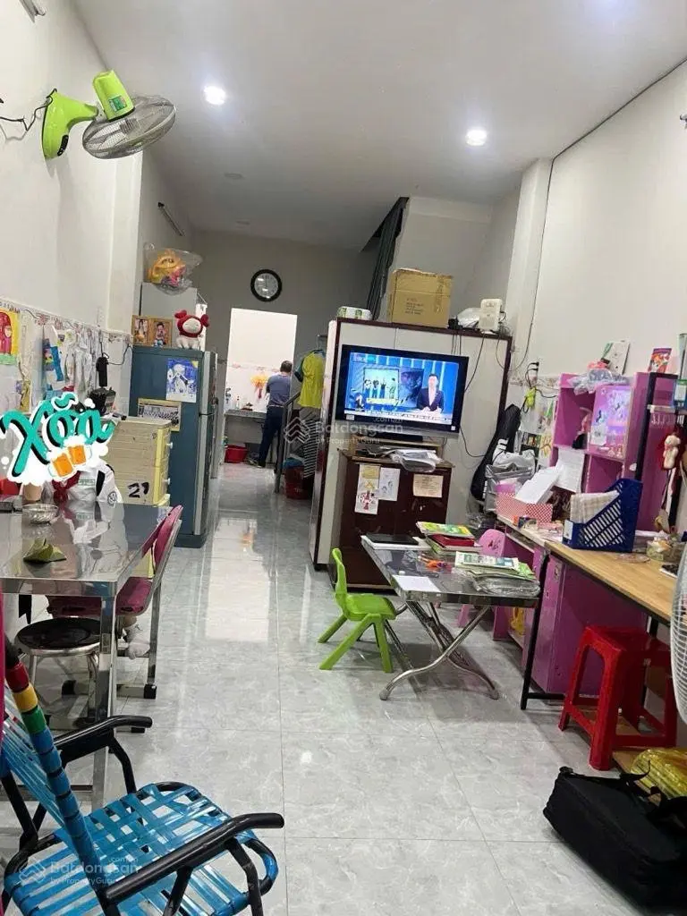 Bán nhà, Nguyễn Sơn, 40m2, 2 tầng, gần mặt tiền, chỉ 3.x tỷ