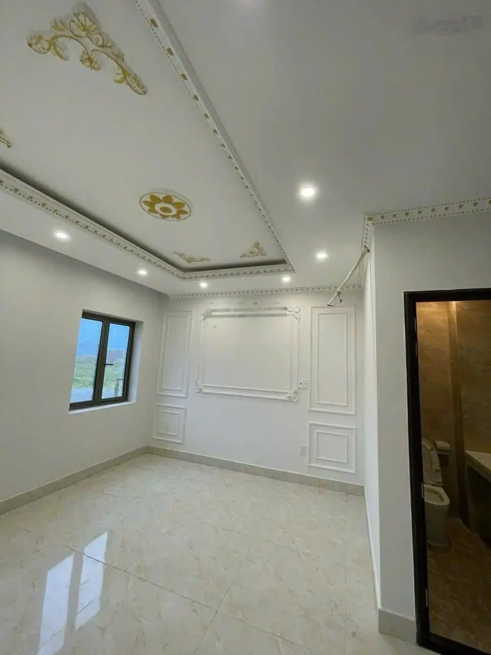 Bán Shophouse view đẹp tại Lakeside Palace, 55 triệu / m2, 100 m2