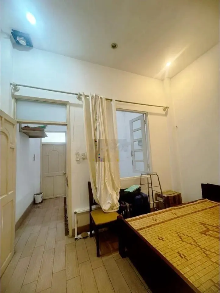 Nợ NH bán nhà 1t1L Tô Hiến Thành, P13, Q10 59m²/ 1 Tỷ 670tr SHR, HXH