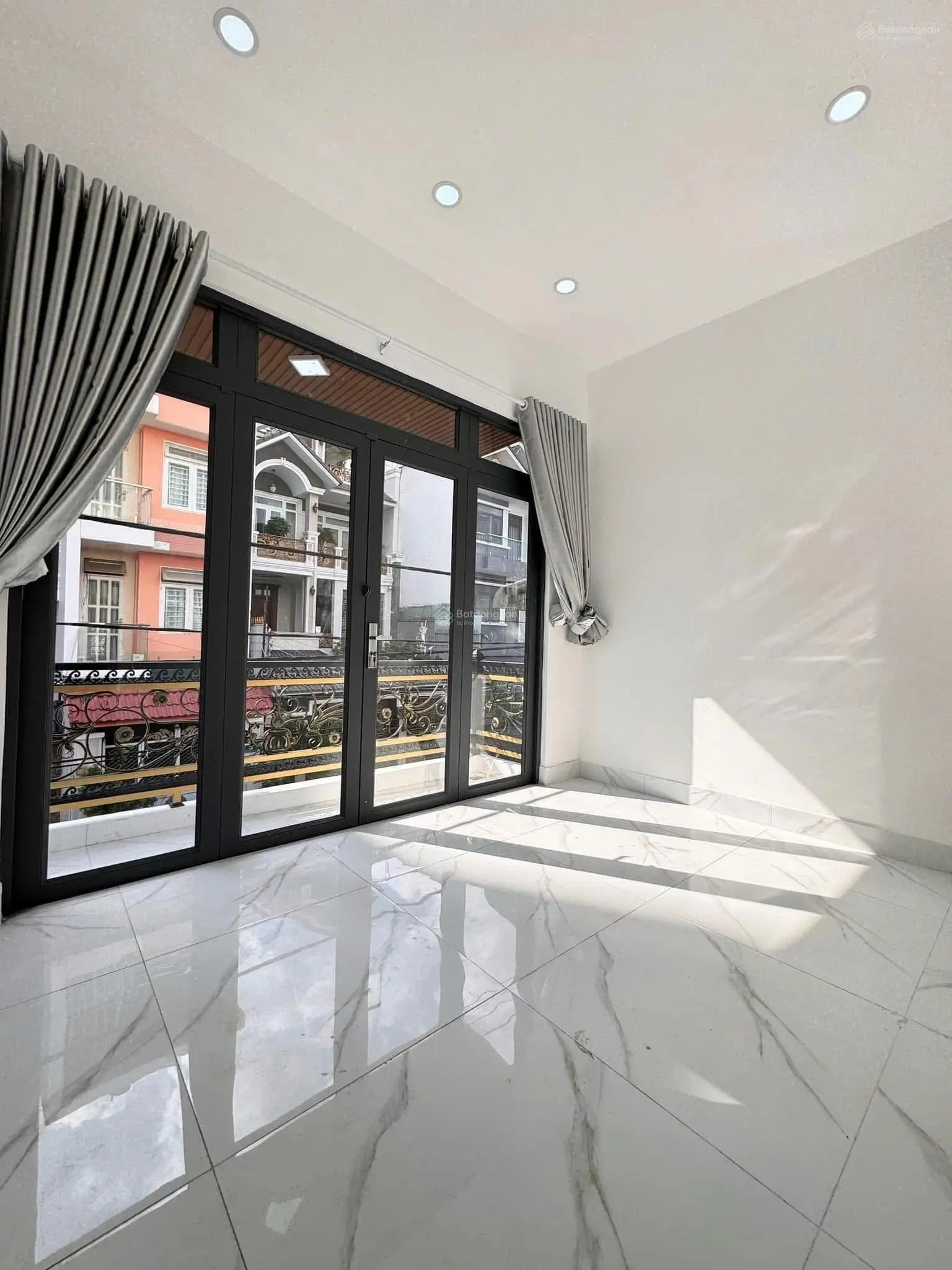 Mặt tiền kinh doanh- khu vip tên lửa- nhà đẹp 4 tầng btct- 60m2- 4x15 -4pn- giá 10.8 tỷ