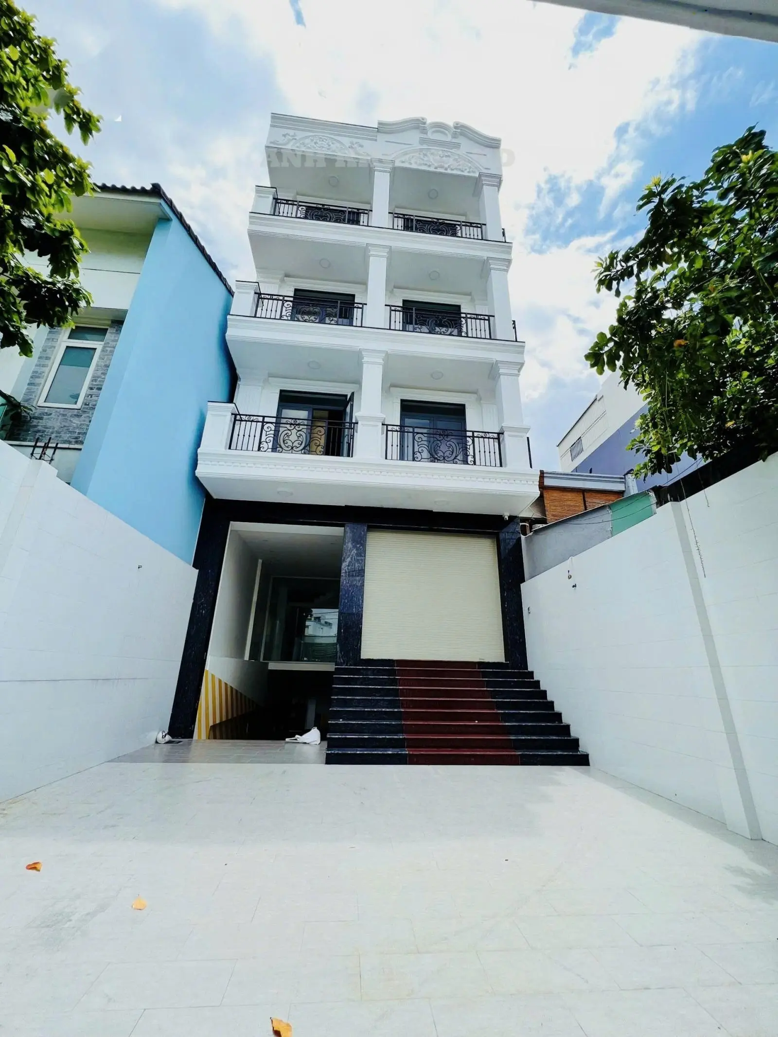 Vip, nhà 6 tầng mặt tiền đường 9-linh chiểu-kề đại học ngân hàng, thuê 100 triệu/tháng, ngang 7,4m