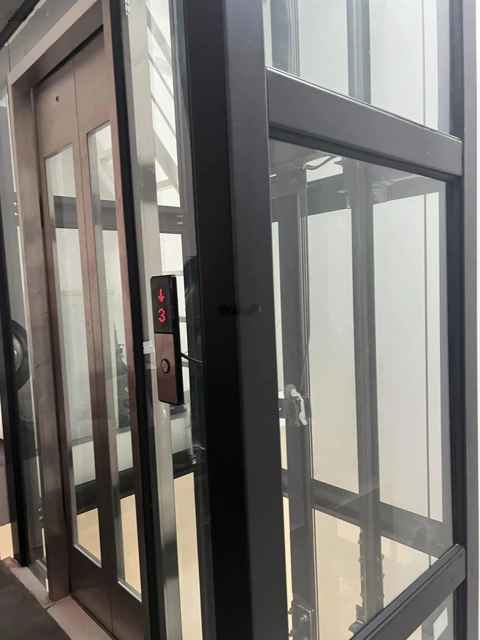 Bán nhà riêng phố Phạm Ngọc Thạch Đống Đa phân lô vỉa hè 3m KD 46m2 7T, MT 4m, 15.3 tỷ, 0969 065 ***